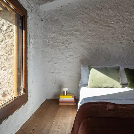 Casa Yolanda * Bojar